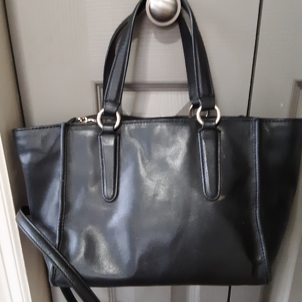 🎀Signature Coach Purse🎀 - Picture 2 of 5